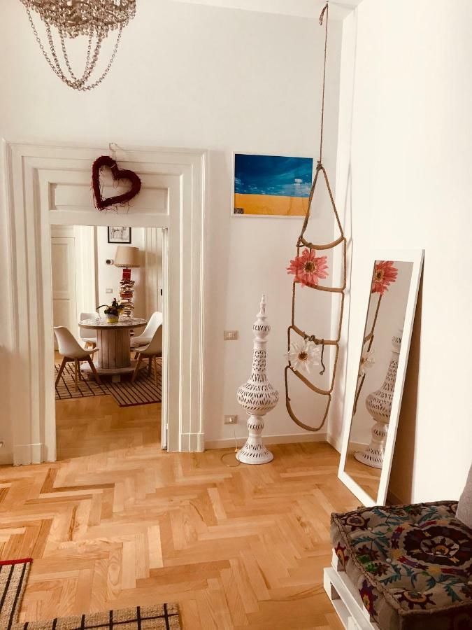 Museum Luxury Suites Неаполь Екстер'єр фото
